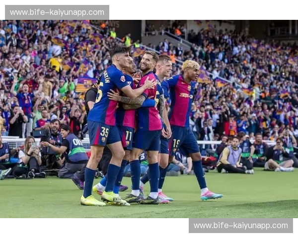 巅峰对决！国家德比终极预测：红蓝青年军vs白衣银河舰，谁才是西甲之王？